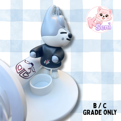 Wolfchan Skzoo Lightstick Stand (B/C-Grade ONLY)