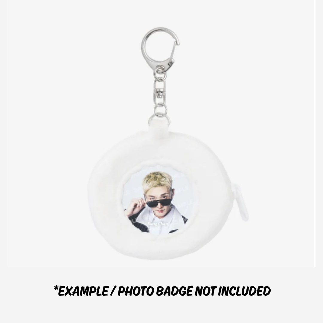 [PRE-ORDER] Stray Kids - SKZOO×SANRIO CHARACTERS BUTTON BADGE POUCH - World Tour <RUN IT JAPAN 2.0> Online Official MD