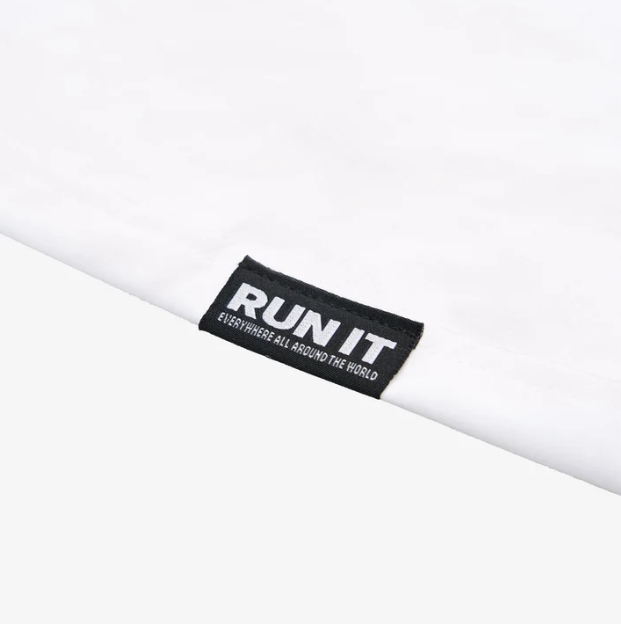 [PRE-ORDER] Stray Kids - HOOD LONG SLEEVE T-SHIRT / WHITE - World Tour <RUN IT JAPAN 2.0> Online Official MD