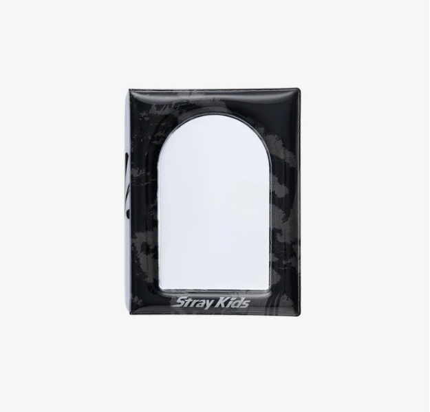 [PRE-ORDER] Stray Kids - PHOTO CARD CASE - World Tour <RUN IT JAPAN 2.0> Online Official MD
