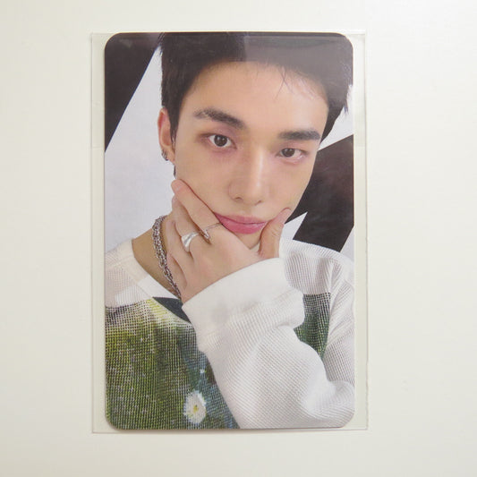 (Restock) Stray Kids - Hyunjin - DominATE:CelebrATE MD Real Touch (Online) POB