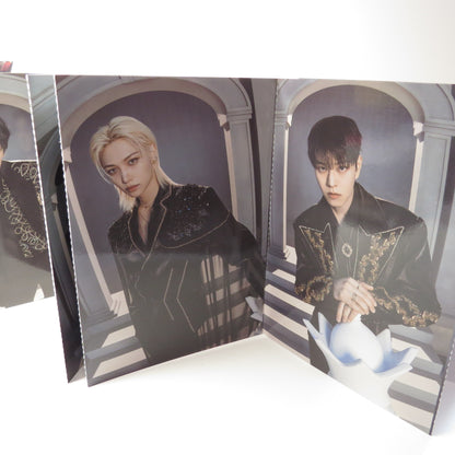 (Restock) Stray Kids - ACCORDION POST CARD “FORCE” JAPAN SEASON’S GREETINGS 2026